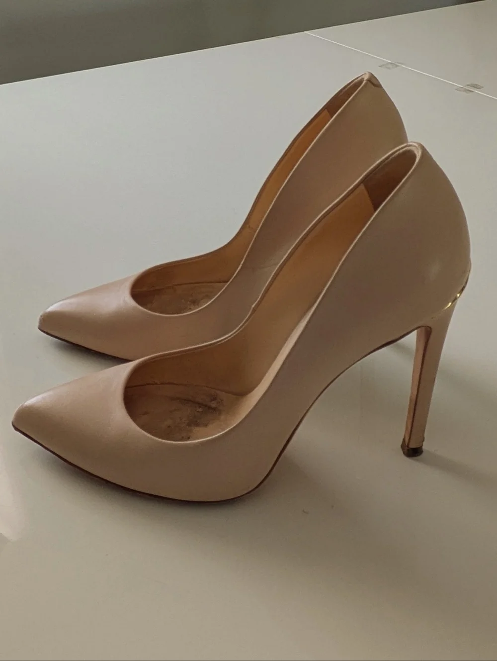 Nude Pointed-Toe High Heel Pumps Leather